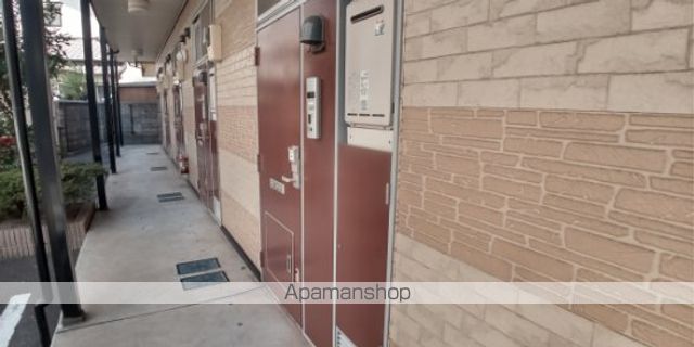 レオパレスソレーユ北鳥旗の玄関写真