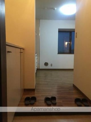 オークヴィラ（土支田）[1LDK/37m2]の玄関