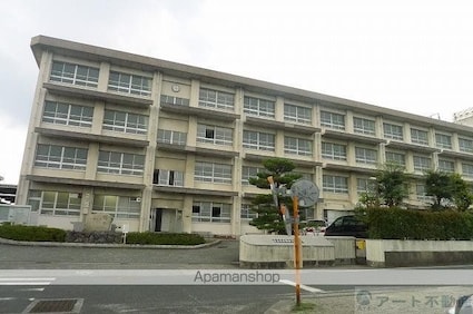 シャルマンコーポ土居[3LDK/66m2]の周辺1