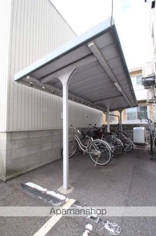 林本社ビルの外観写真