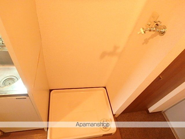 ESLEADKITAUMEDADAINIの内装写真