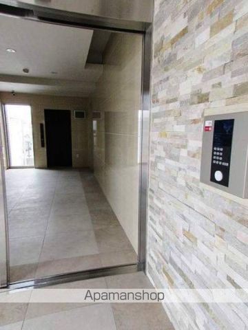 クラウン パレスの外観写真