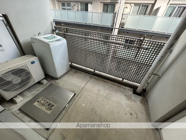 ミールズ江坂の内装写真