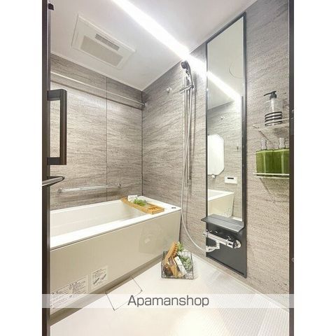 コンフォリア・リヴ永福町の内装写真