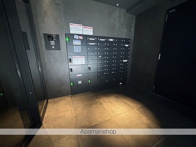 SHOKEN Residence 横浜生麦1の玄関写真