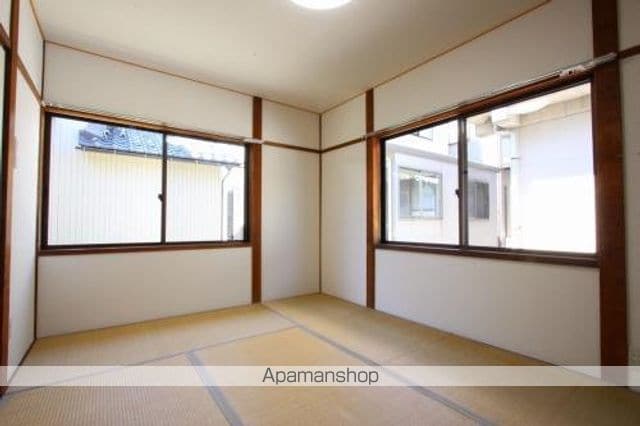 金沢市 2階建 築57年の内装写真