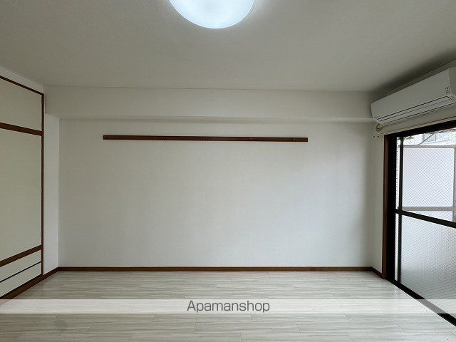 西本ビルの内装写真