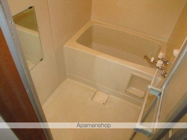 ホワイトヴァーチIの内装写真