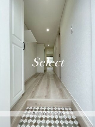 神奈川県横浜市磯子区森６丁目[1K/24.8m2]の玄関