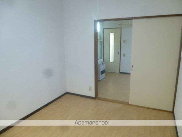 レジデンス平岡の内装写真