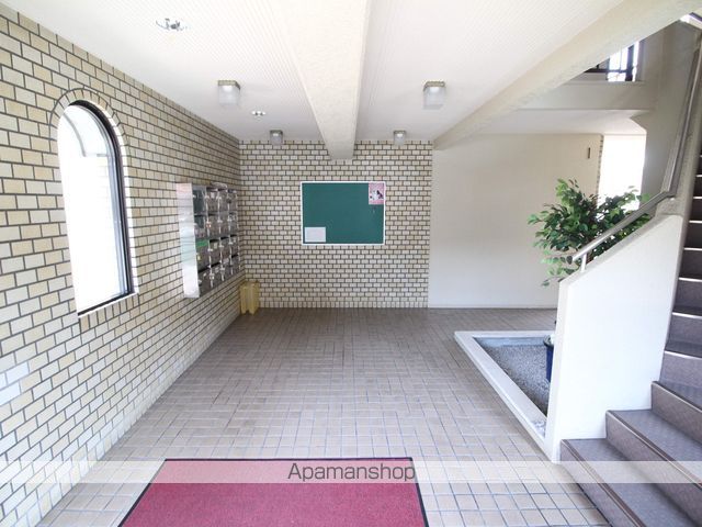 サンファーストウエダの玄関写真