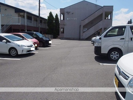 長野県飯田市北方[1K/31m2]の駐車場2