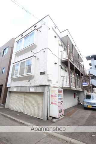 パレロワイヤルの外観写真