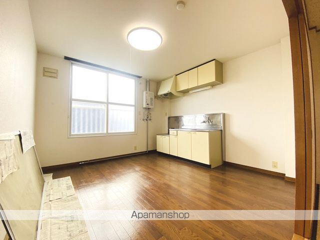 本町ハイツタイプIの内装写真