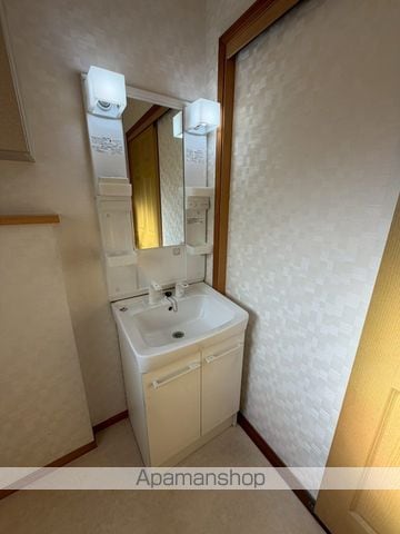 厚木市 2階建 築26年の内装写真