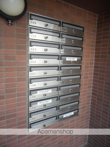 ステージノア北円山の玄関写真