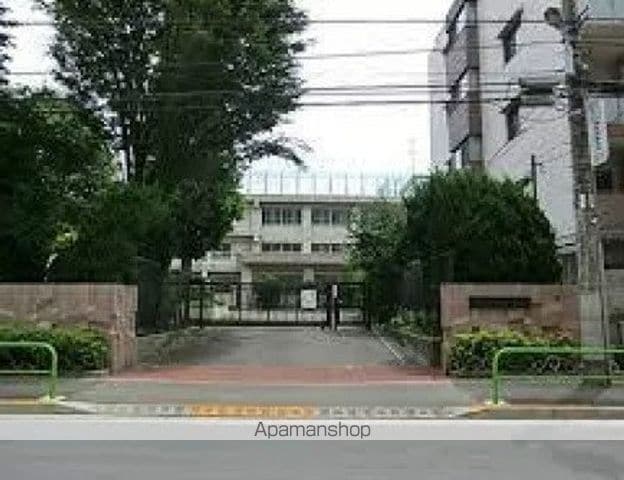URBAN FORESTの周辺写真