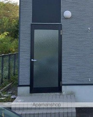 レオパレス向陽台Aの玄関写真