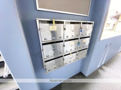 アップフィールド[3LDK/62.28m2]の共用部1