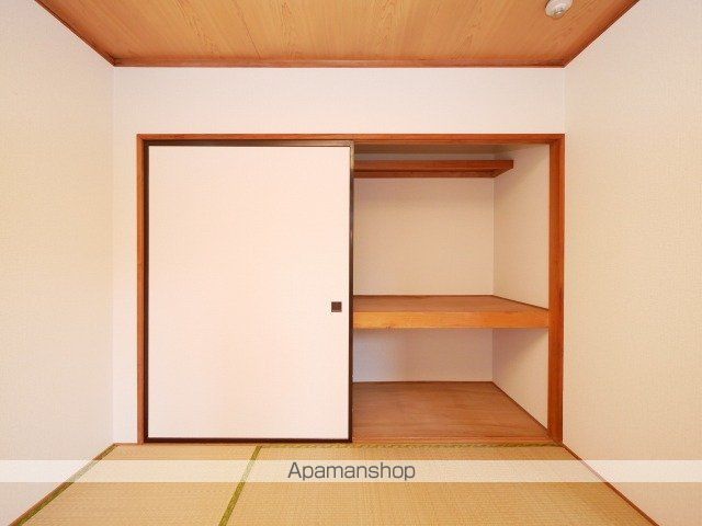三島ハイツIの内装写真