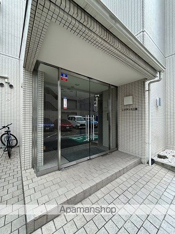 レジデンス三篠の玄関写真