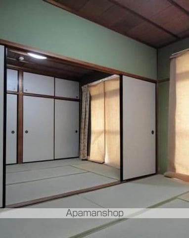 小川アパートの内装写真