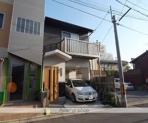 山陰本線 円町駅 徒歩3分 2階建 築15年の外観写真