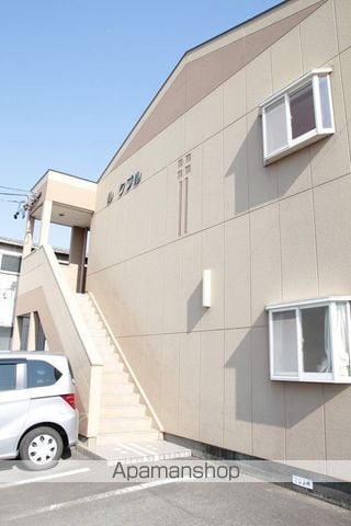 ル・クプルの玄関写真