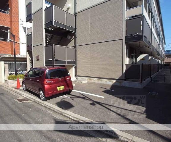 レオパレスTYK壬生の玄関写真