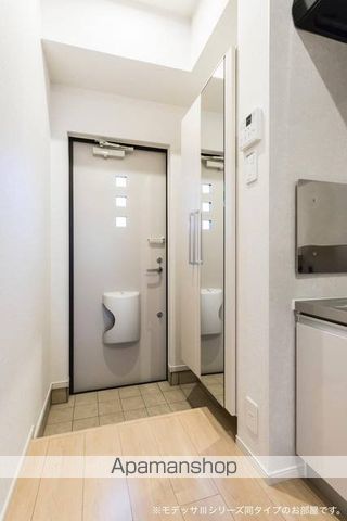 エクイティの内装写真