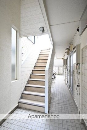 東京都練馬区関町東１丁目[1R/15m2]のエントランス1