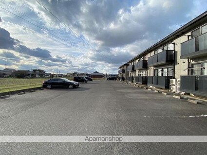 カメリアハイツ　Ｂ棟[2DK/50.42m2]の駐車場