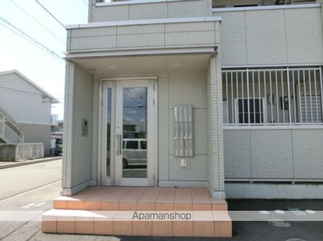 LARCHEの外観写真