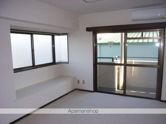 ライオンズマンション東川口AKAOの内装写真