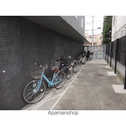 ポローニアハウス赤堤[2LDK/71.41m2]の共用部2