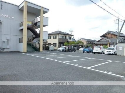 滋賀県湖南市石部西１丁目[3DK/57.78m2]の駐車場2