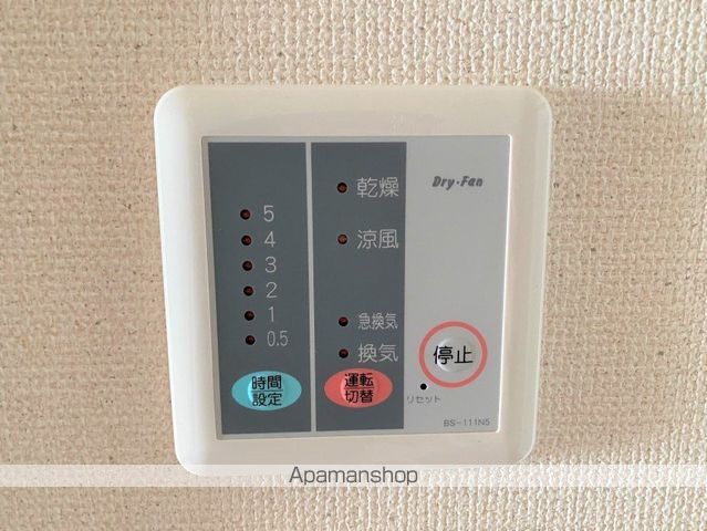 レオパレスStrand Iの内装写真