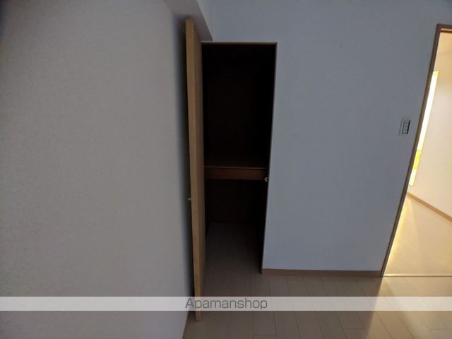 富小路マンションの内装写真