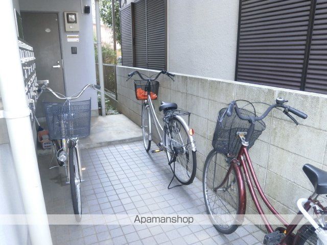 南台ハイツの玄関写真