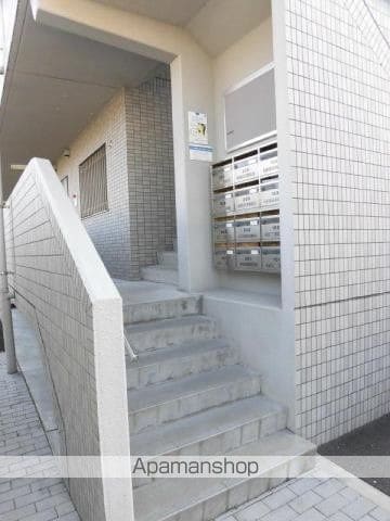ユーミー南宮崎の玄関写真