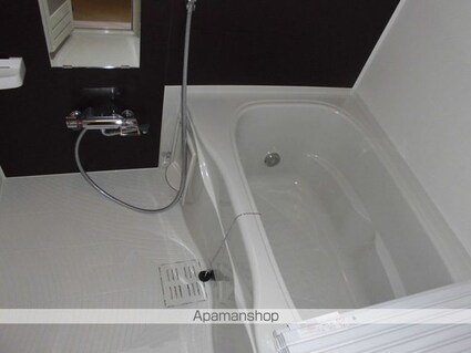 東京都三鷹市下連雀６丁目[2LDK/51.76m2]のバス