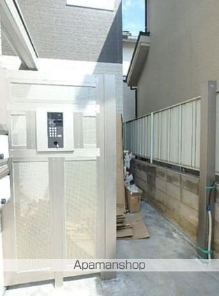 グラード氷川台[1R/10.33m2]のエントランス2