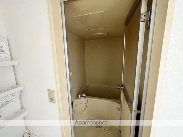 和歌山県和歌山市湊３丁目[3DK/50.32m2]のバス