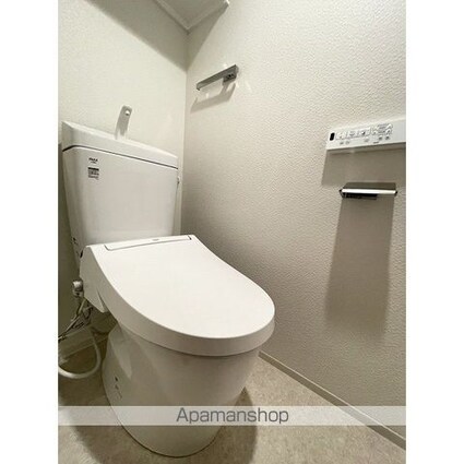 ウェルスクエア中野富士見町[1DK/25.57m2]のトイレ