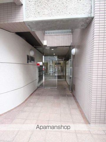 アメニティ市川の玄関写真