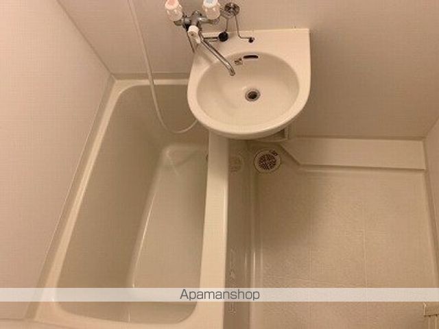 レオネクストセリバテール仁川IIの内装写真