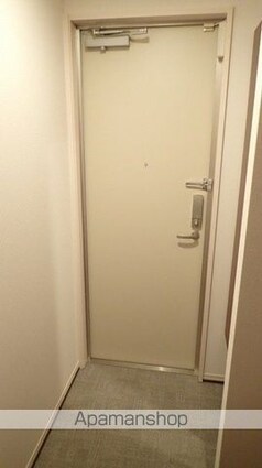 イゾラ　ルーチェ[1LDK/42.69m2]の玄関