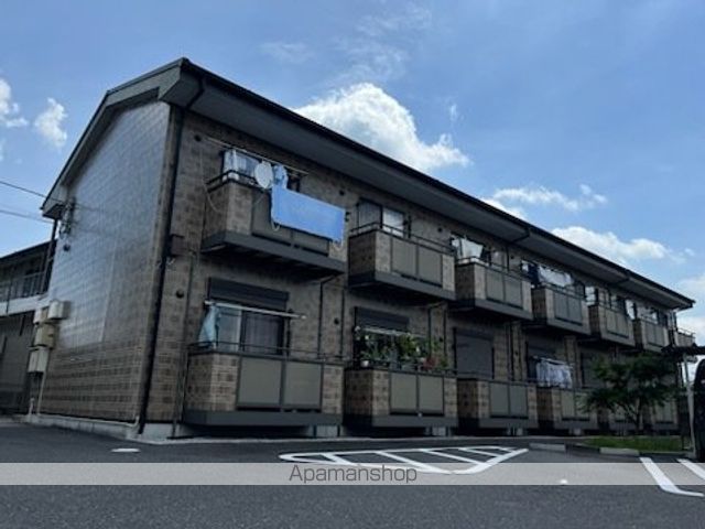 アザリア長山の外観写真
