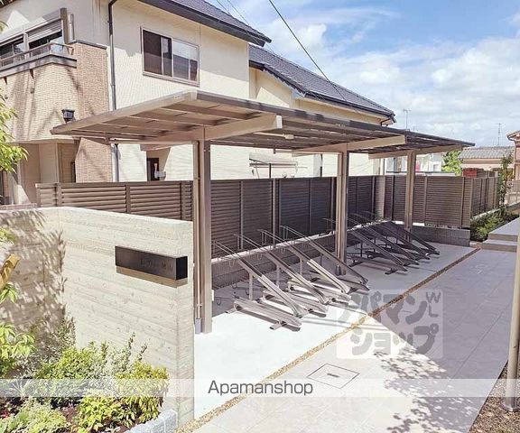 LATOUR桃山の外観写真