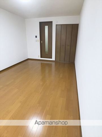 アンプルール ブワ エトワルの内装写真